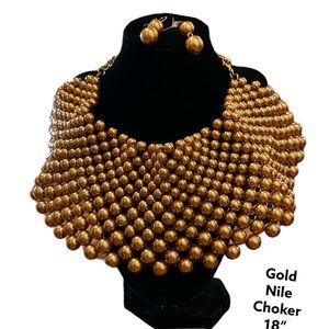 Golden pearls Nile style choker 18” with matching pearl drop earrings NWT